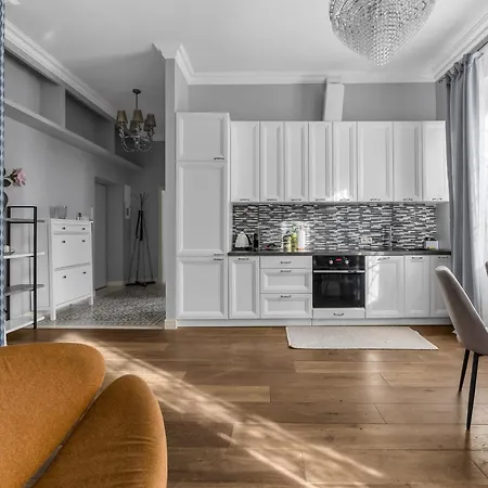 Apartmán Old Town - Location, Nearby River - By Rentujemy Varšava