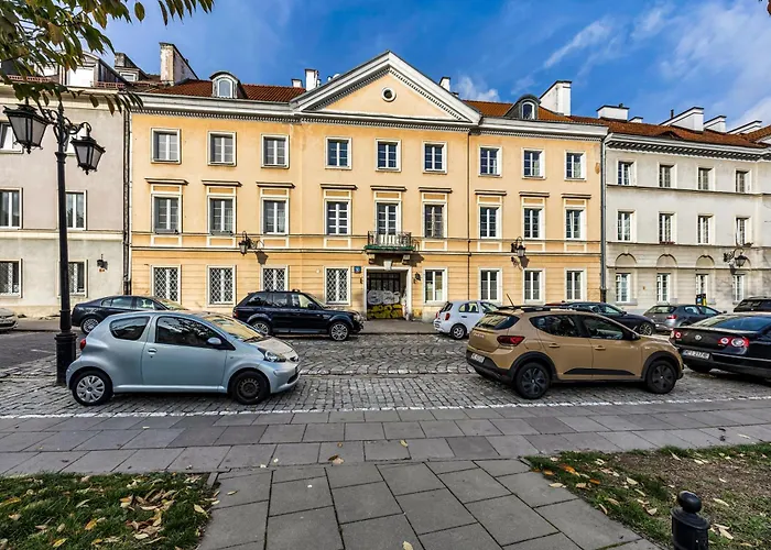 Old Town - Location, Nearby River - By Rentujemy