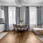 Apartment Old Town - Location, Nearby River - By Rentujemy Warschau